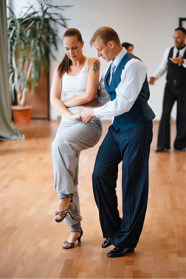 Tanzen lernen bei den Profis MR SHERMAN Tanzkurse für Anfänger
